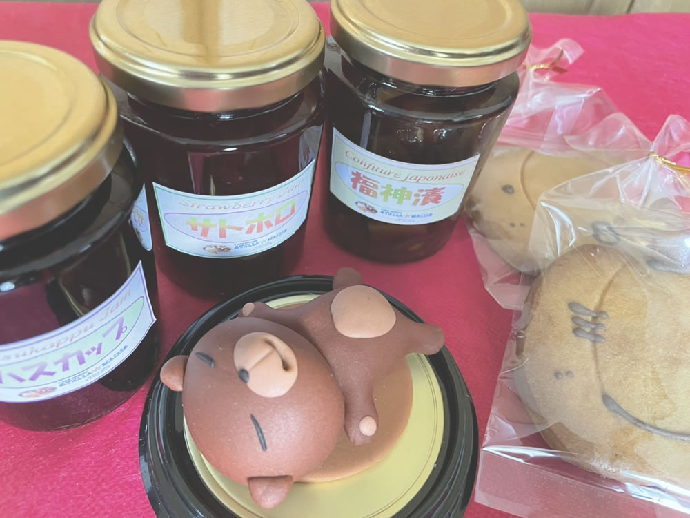 お菓子が届いたよ!